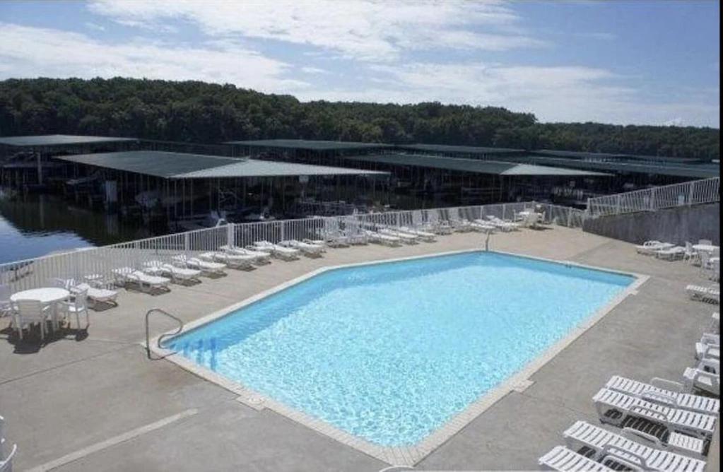 Family Fun Lakefront Condo At Parkview Bay Osage Beach Eksteriør billede